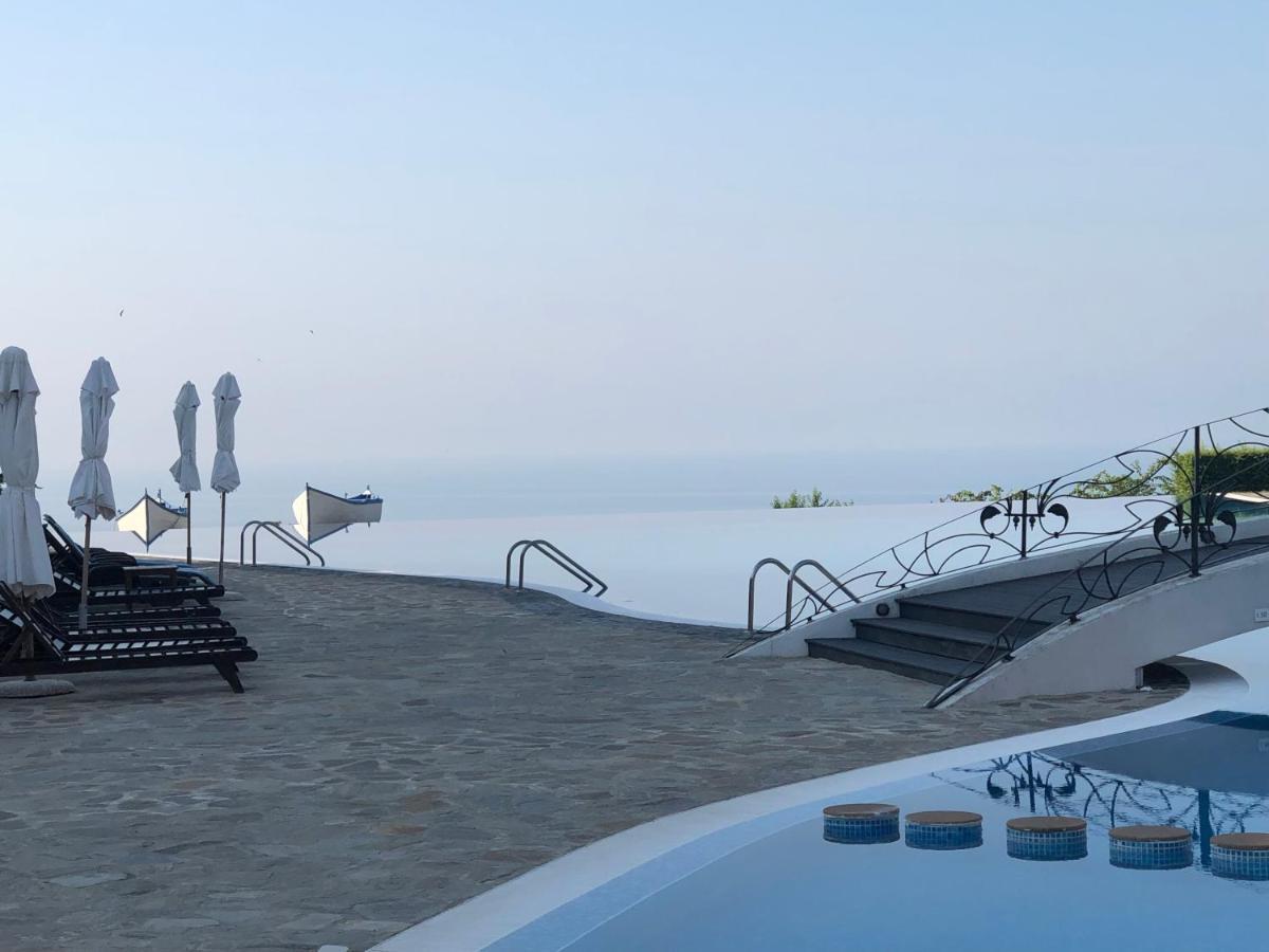 Luxury Family Apartment Kaliakria Topola Esterno foto